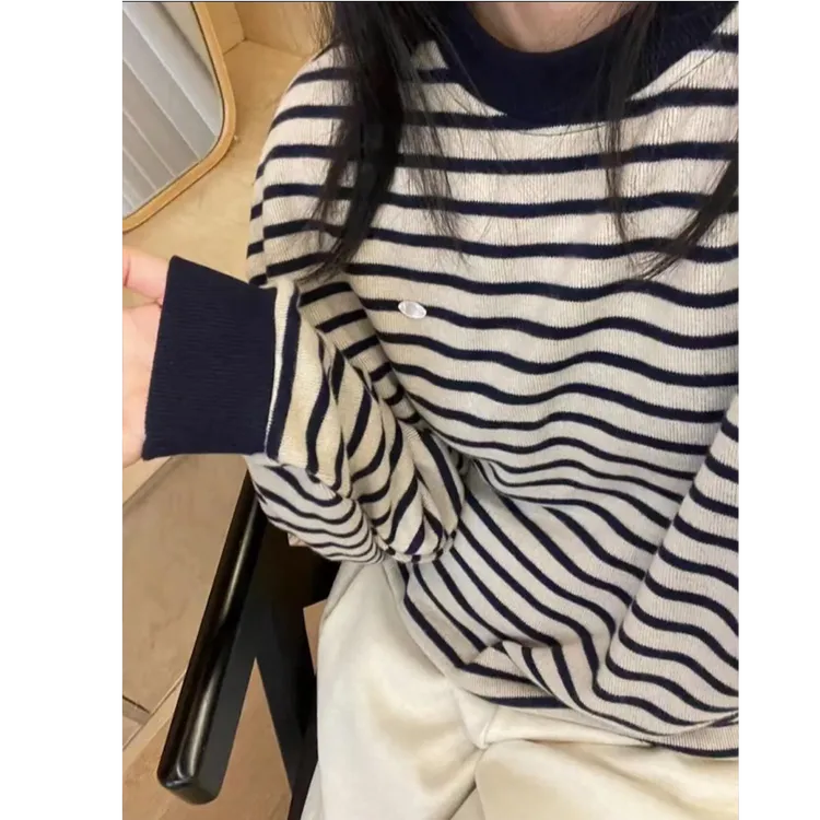 3379条纹圆领毛衣针织衫女新款宽松内搭打底衫上衣复古百搭