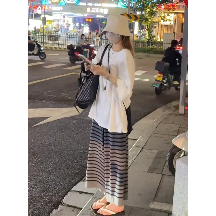 大码女装韩系慵懒风休闲夏季新款宽松遮肉圆领上衣显瘦条纹阔腿裤