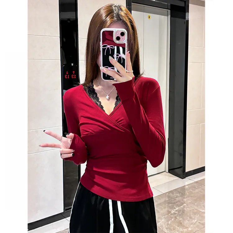 多种穿法早秋新款蕾丝拼接打底衫t恤女纯欲修身加绒内搭上衣