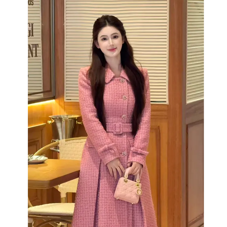 LiLi李李家【凯瑟琳千金】小香风粉色夹棉长款外套大衣XMZH10175