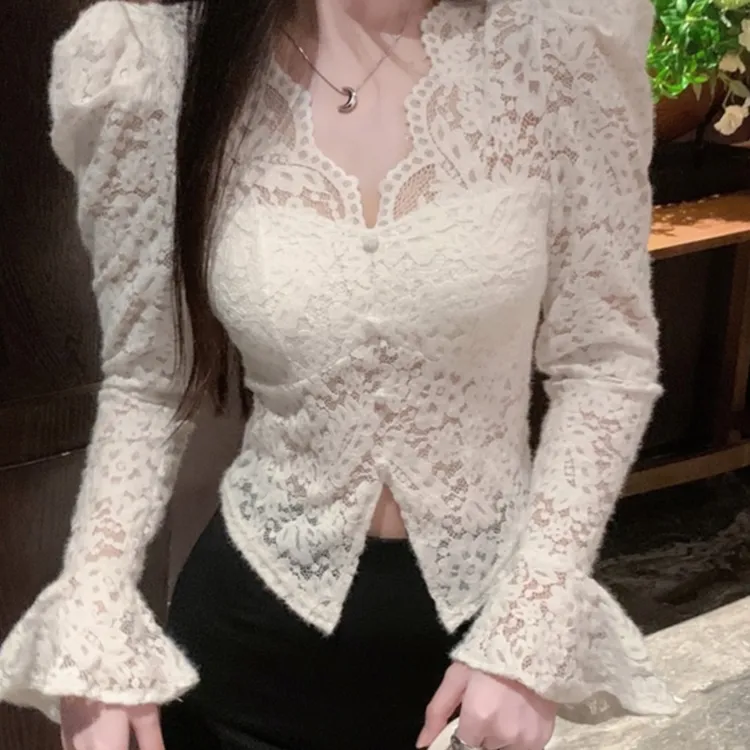 低领蕾丝打底衫女内搭皮草秋冬季磨毛V领泡泡袖收腰性感短款上衣