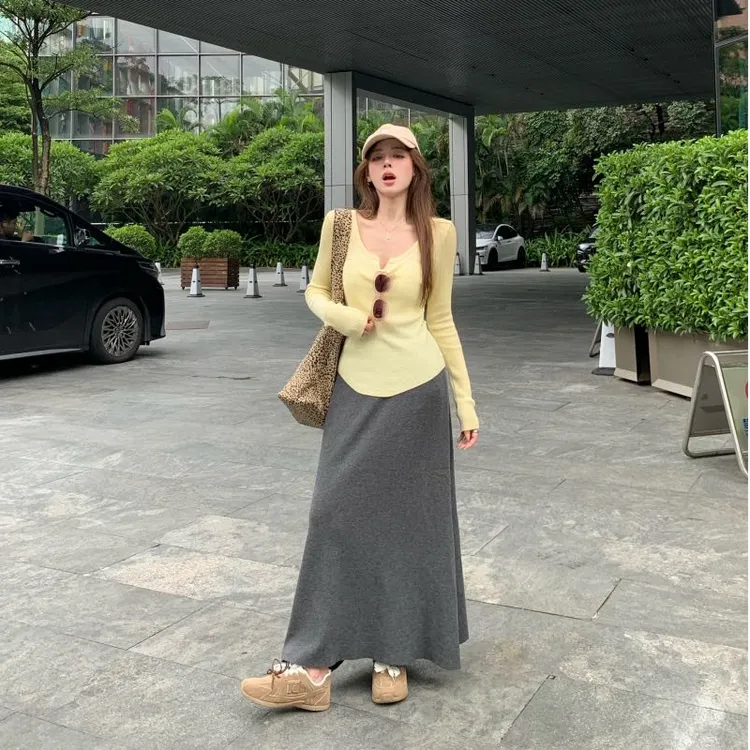 韩系温柔风黄色针织打底衫女春秋2024新款修身内搭长袖设计感上衣