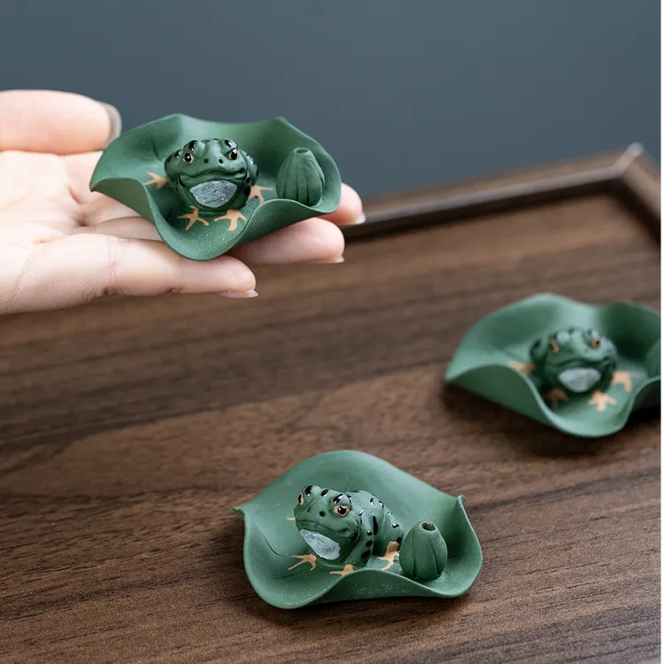 新品宜兴紫砂青蛙莲蓬茶宠摆件创意香插禅意功夫茶具精品茶玩配件