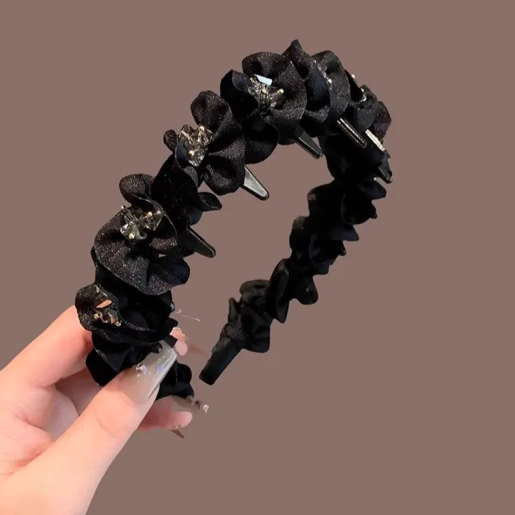 高级感黑色发箍女2025新款褶皱高颅顶头箍巴黎王妃带齿波浪发卡