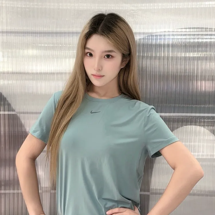 【流光风】nike耐克女子运动休闲短袖T恤FN2799-017