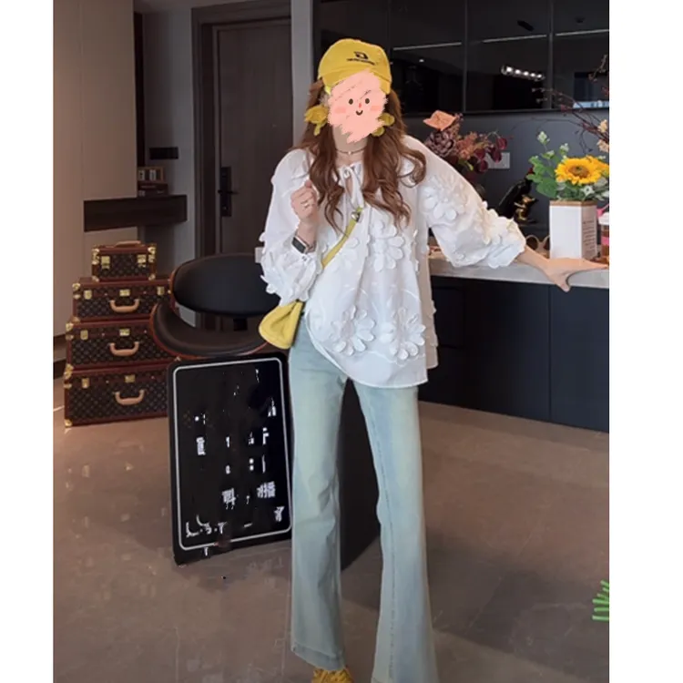 春夏季新款白色法式立体花朵刺绣衬衫女宽松娃娃衫上衣显瘦牛仔裤