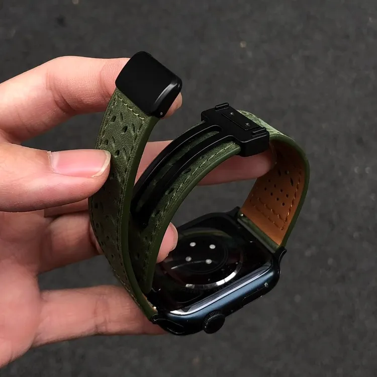 卡容内磁扣适用苹果iwatch11表带叶子透气10不掉磁铁ultra3疯马皮