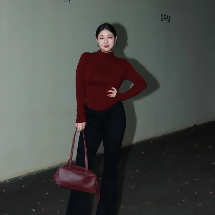多肉宝贝安可拉红半高领长袖打底衫女褶皱修身显瘦上衣2408B3024