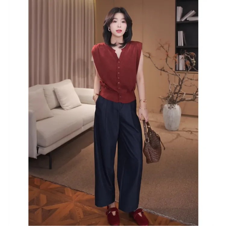广州琴姐【红韵针织】设计感时尚圆领无袖针织马甲背心女秋季60179
