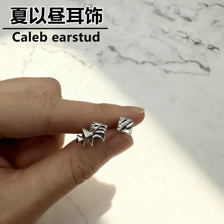 游戏周边夏以昼灼频过载舞台卡耳饰金属不掉色恋与深空实物cos