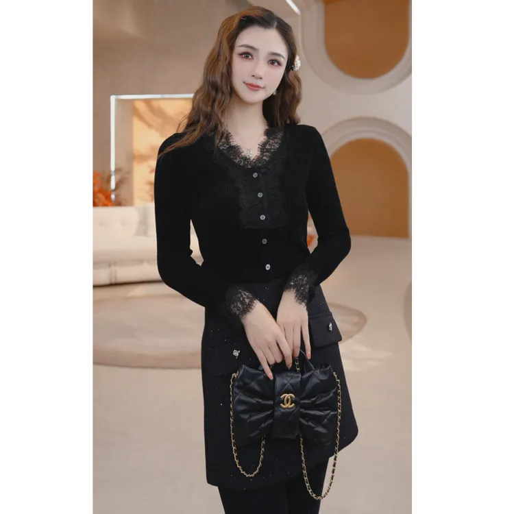 COCO BECCI【睫毛蕾丝打底】蕾丝花边单排扣优雅打底衫CFLJD253012