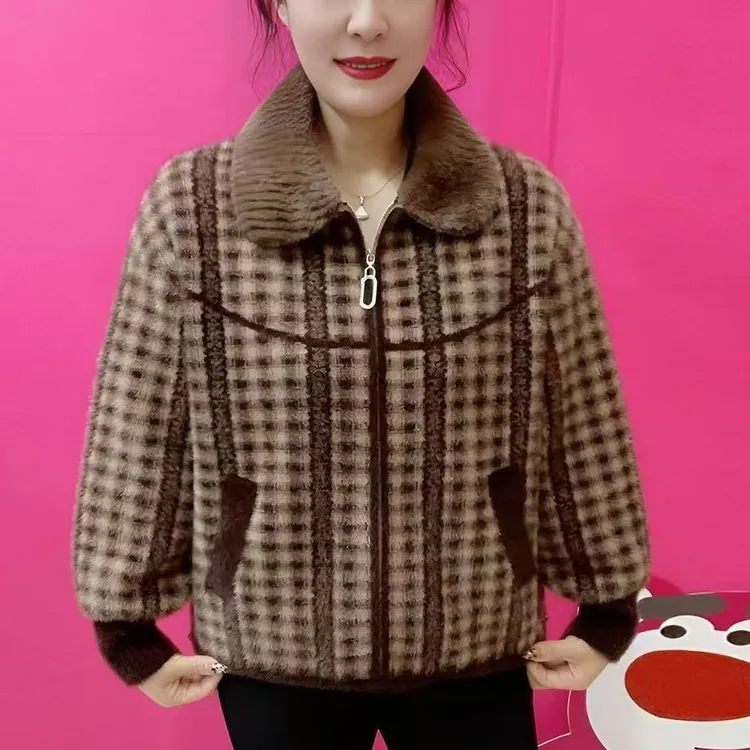 洋气妈妈装仿水貂绒时尚外套女2025秋冬新款宽松中老年针织毛开衫