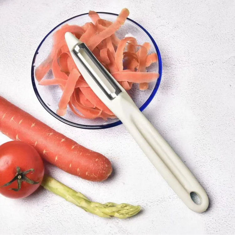 水果削皮刀家用锋利好用削皮刀厨房多功能水果土豆刮皮器便携刨刀