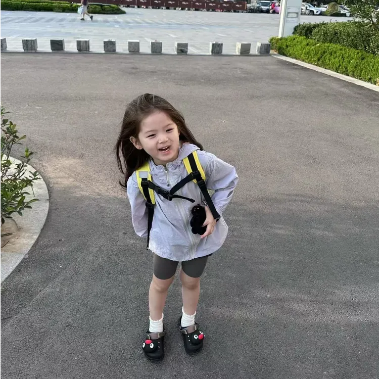 壹妈童装女童防晒衣套装2025夏装新款儿童连帽防晒衫短裤两件套