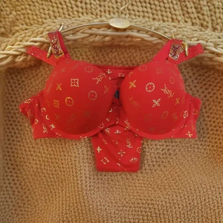 睡衣uhlaxkiyimi