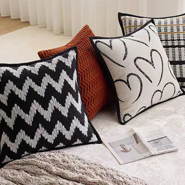 （金利含芯组合搭配优选）设计师款抱枕轻奢简约百搭