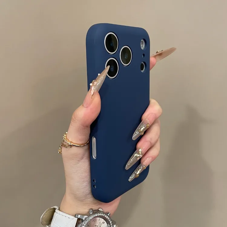 高级感纯色肤感磨砂肥皂适用iPhone17pro手机壳16pm防摔15情侣14