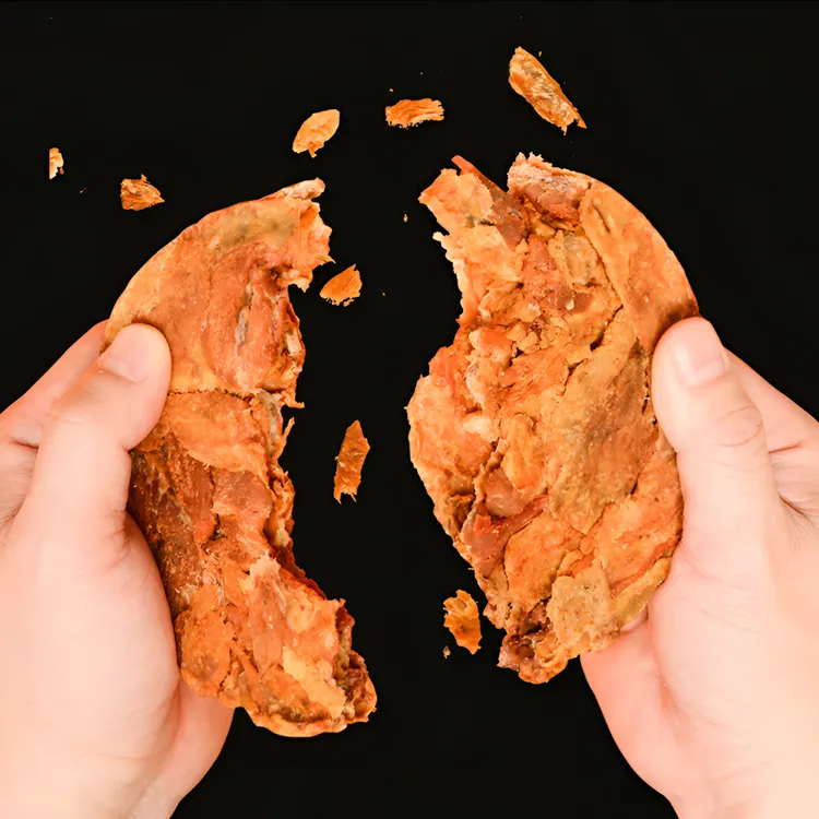 青岛特产零添加古法工艺精肉脂渣饼解馋脆可口青岛脂渣即食零食