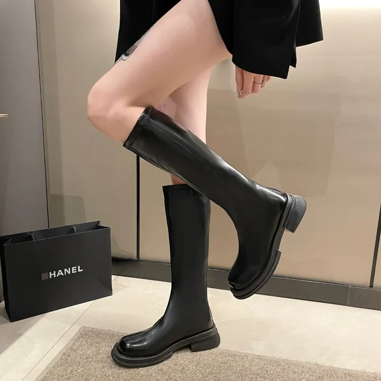 足主流法式英伦风气质长筒靴女2025秋冬新款不过膝骑士靴显瘦厚底