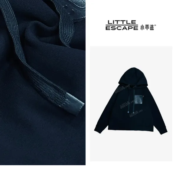 小乖逃休闲时尚黑色卫衣连帽插肩单口袋罗家百搭款TS8097