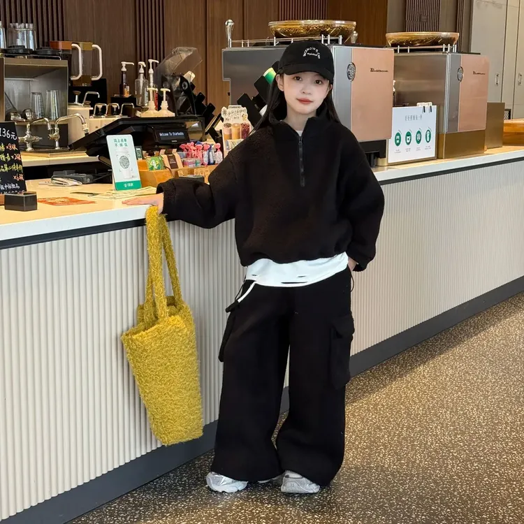 女童2025多巴胺秋冬季摇粒绒四色套装新款洋气时尚保暖休闲套装潮