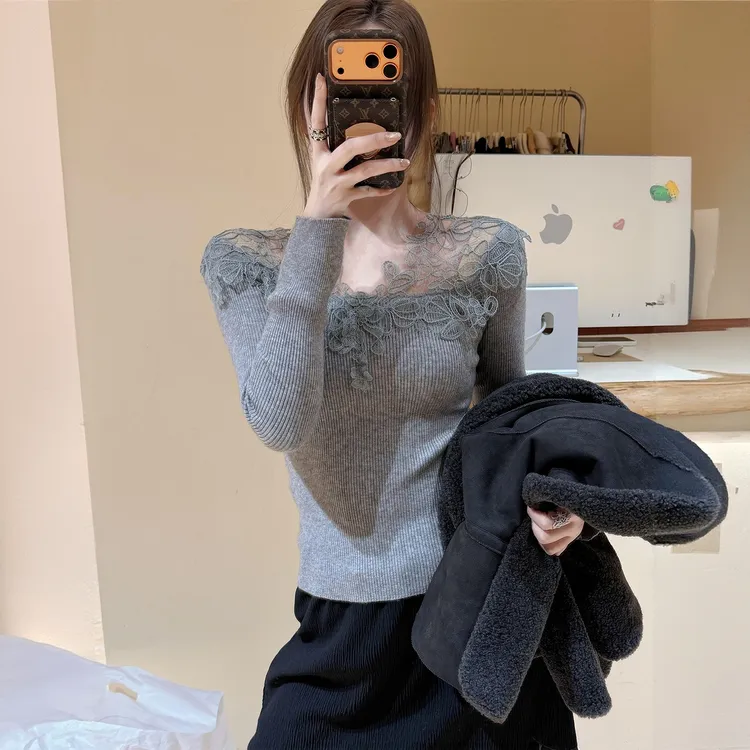 哥弟阿玛施法式蕾丝打底衫女2025秋冬高级感内搭绝美巨好看针织衫