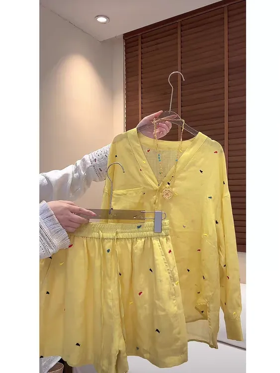 夏季老钱风防晒冰麻刺绣套装女W5101