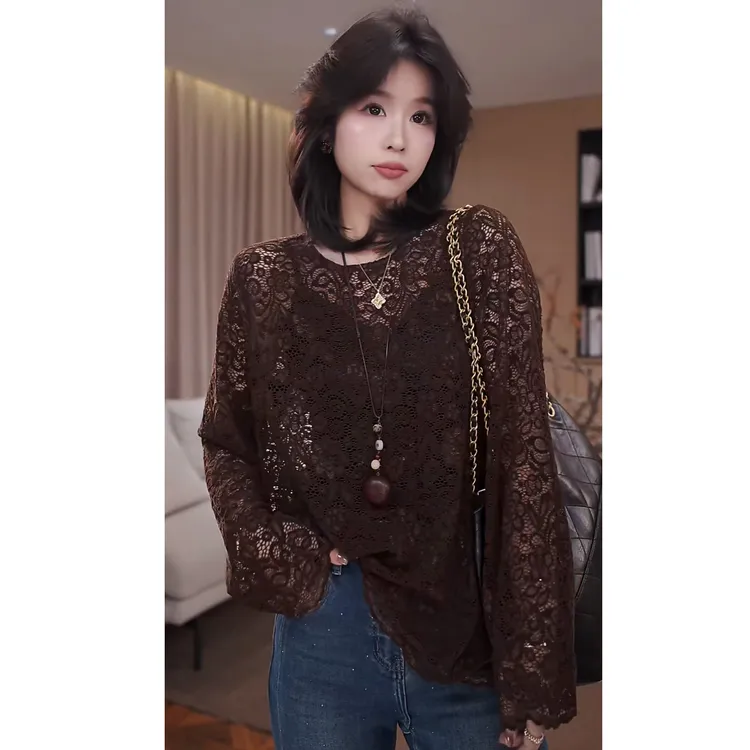 广州琴姐【秋日暮野】欧若风时尚气质镂空圆领长袖蕾丝罩衫女61631