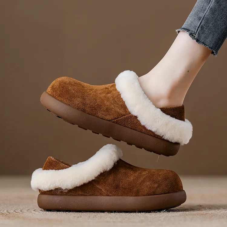 冬季新款加绒保暖显瘦小众勃肯鞋女2025巨好看软底防滑圆头豆豆鞋