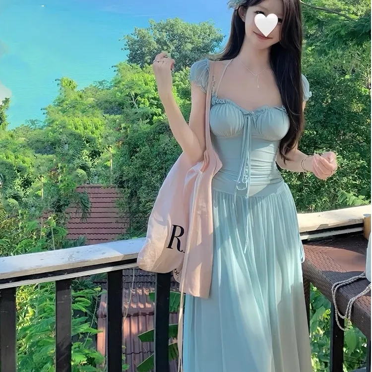 网纱设计感法式气质收腰长裙海边度假风显瘦温柔方领薄荷连衣裙子