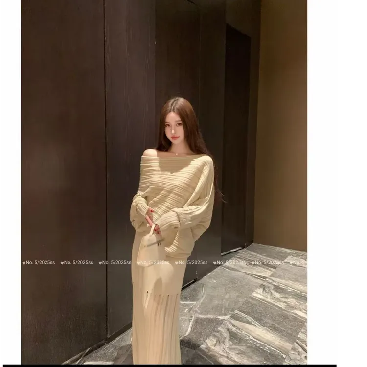 七夕~早秋慵懒穿搭长袖针织两件套2025新款坑条上衣+半身裙