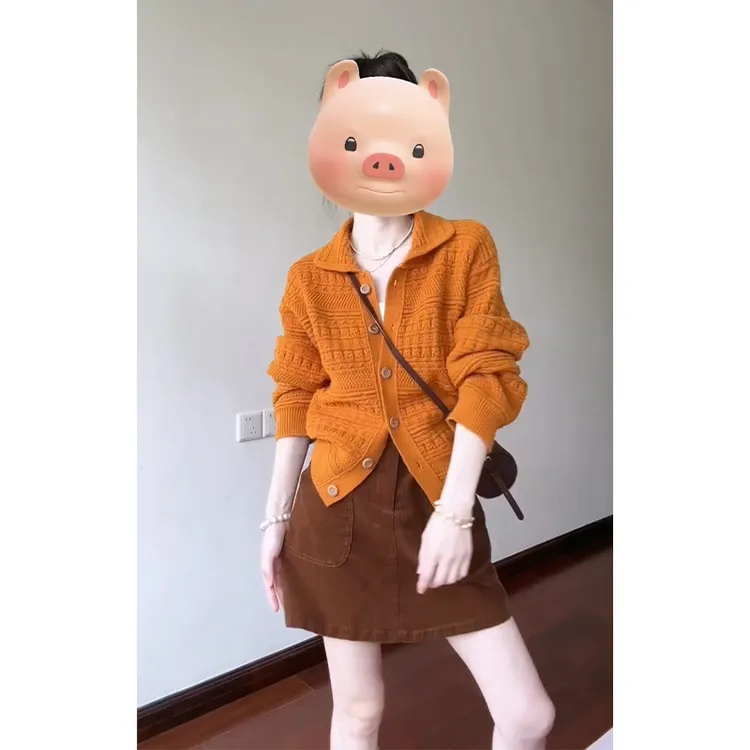 2025早秋新款女法式气质宽松翻领长袖毛衣上衣百搭高腰显瘦半身裙