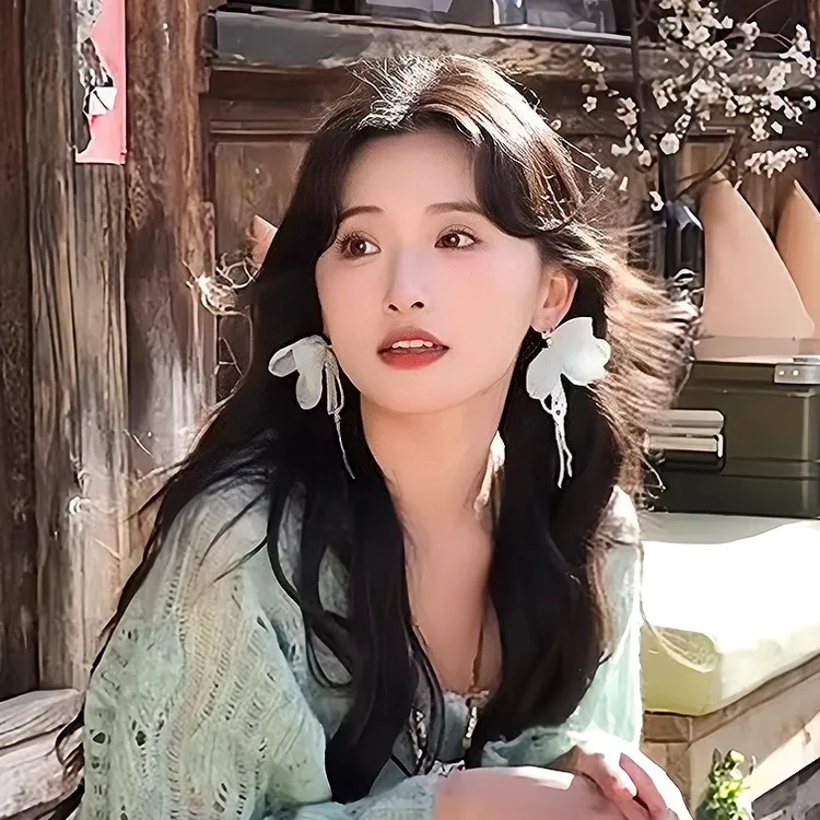 铜合金耳饰  薄荷曼波绿色花朵耳环女独特绝美耳钉度假风春天耳饰