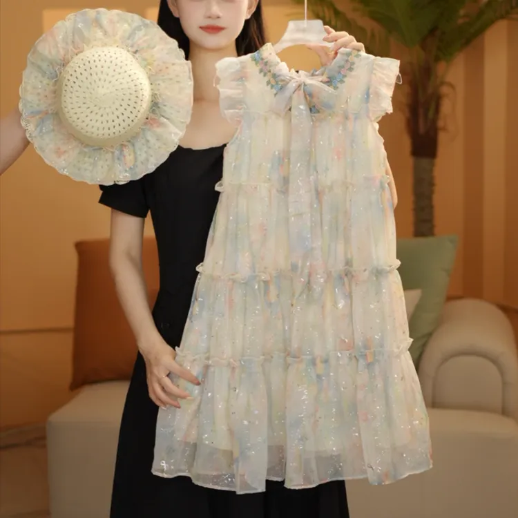 女童连衣裙2025夏季新款甜美小飞袖花海女孩连衣裙太阳帽搭配