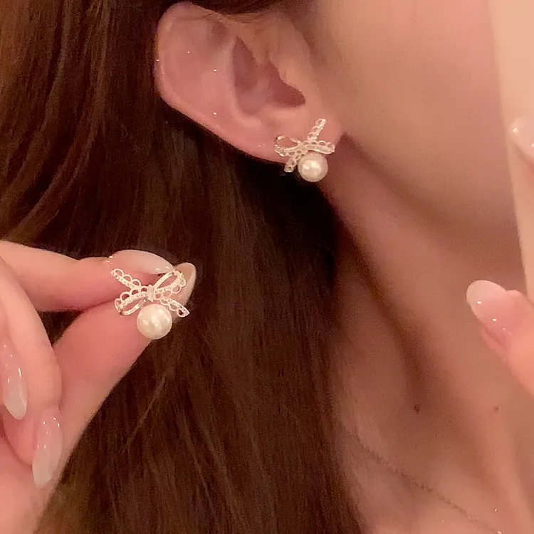 铜合金仿珍珠耳饰 秋冬法式芭蕾风蕾丝蝴蝶结珍珠耳环女气质耳钉