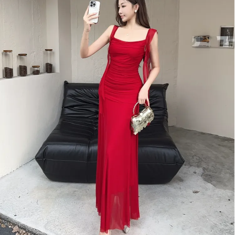 温柔风性感网纱方领修身显瘦长裙气质遮肚收腰流苏拼接吊带连衣裙