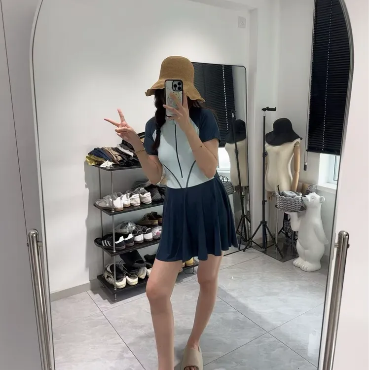 大冰冰同款 大码微胖遮臀显瘦保守连体平角带胸垫女式遮肉泳衣女