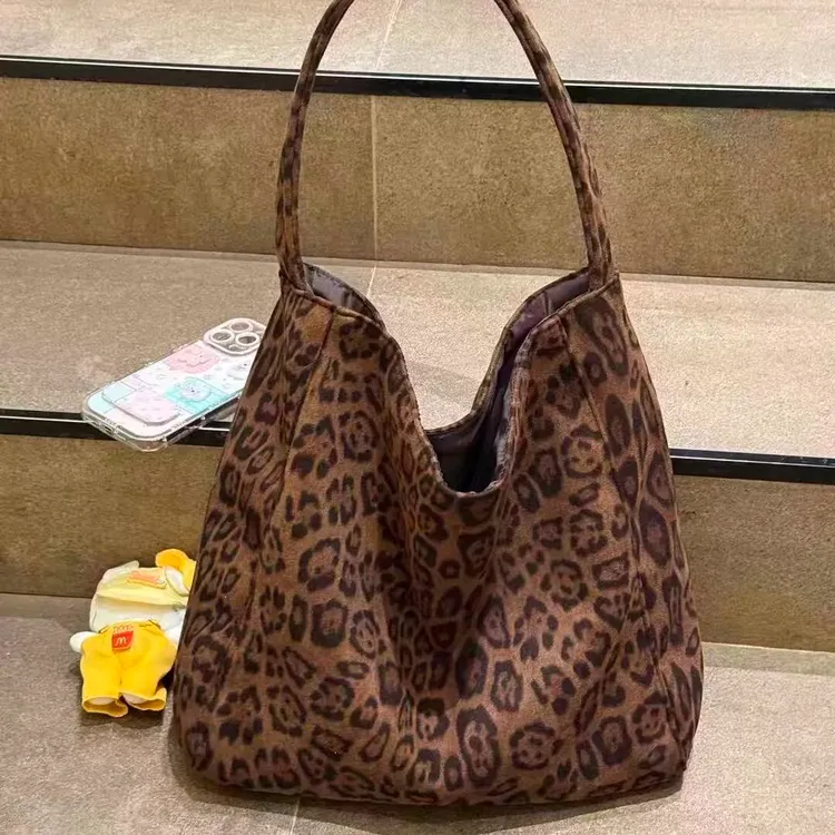 复古豹纹帆布单肩包包女2025新款大容量通勤托特水桶包韩系慵懒风