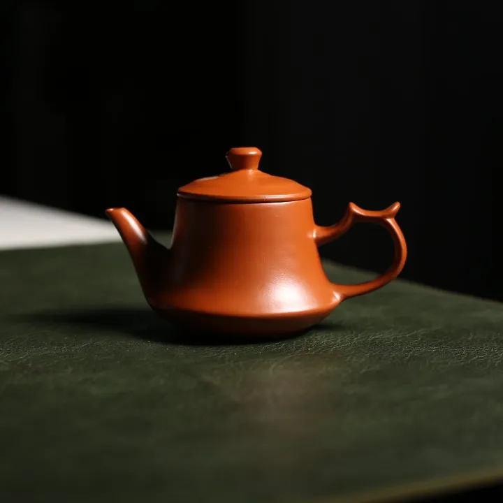 潮州朱泥壶手拉飞把金钟壶125毫升