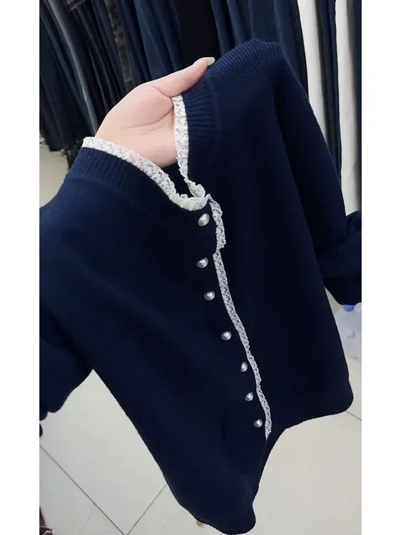 韩系减龄藏青色蕾丝拼接毛衣女早秋小香风设计感小众圆领针织开衫