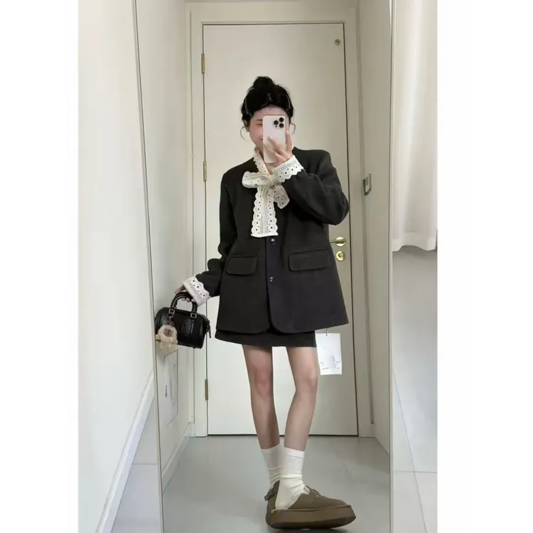新款韩系穿搭蕾丝拼接毛呢西装秋冬套装外套搭配短裙气质两件套