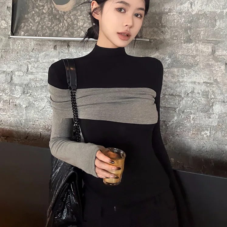 设计感撞色半高领长袖T恤秋冬气质拼接网红紧身打底衫小众上衣