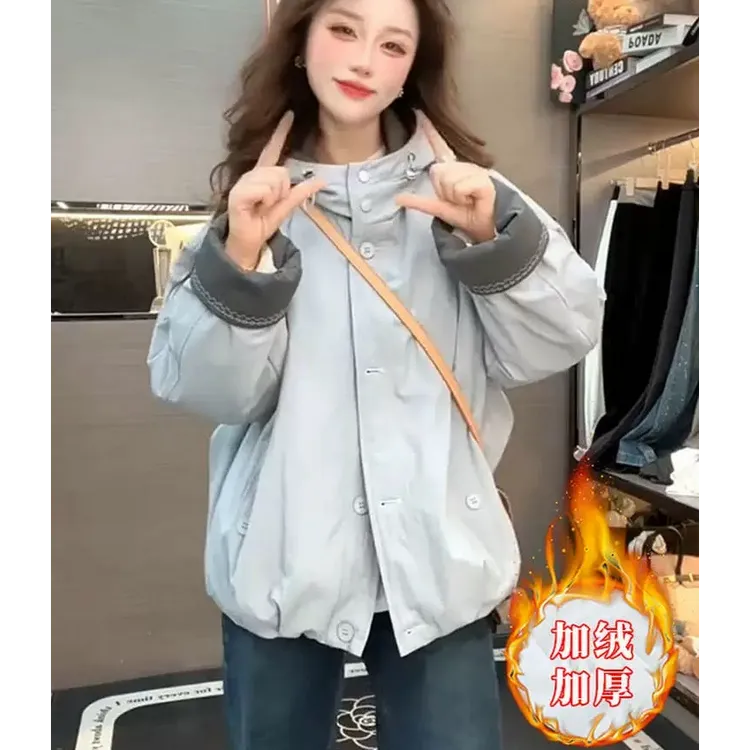 今年流行连帽加绒短款冲锋衣外套女装2025冬季时尚洋气保暖棉服