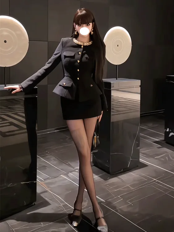 法式小香风套装裙女2025冬季气质名媛高端毛呢外套半身裙两件套潮