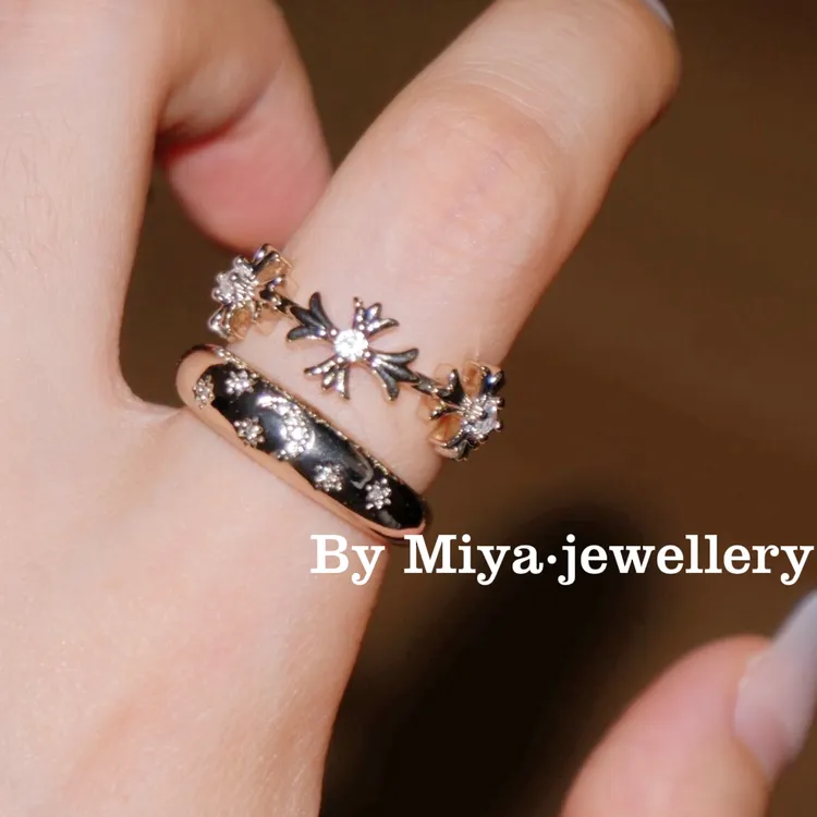 纯铜锆石戒指 冷淡风银色锆石十字架戒指女小众设计ins轻奢食指戒