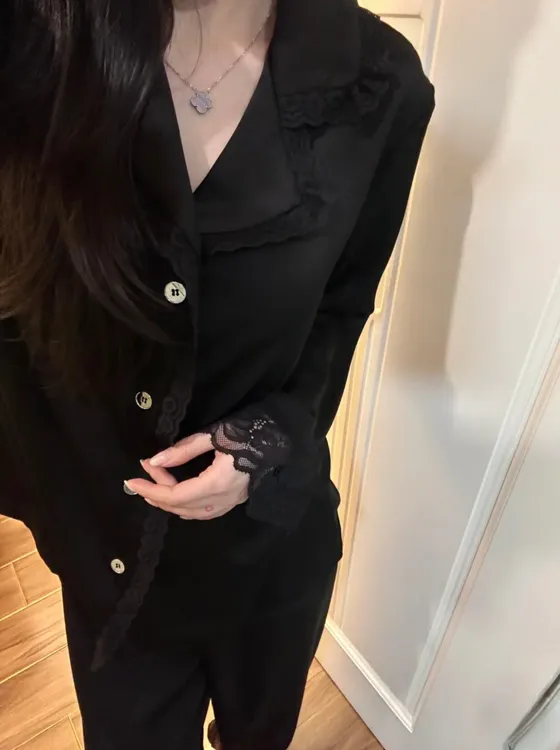 黑色纯欲蕾丝拼接冰丝睡衣女带胸垫春夏季2025新款家居服大码套装