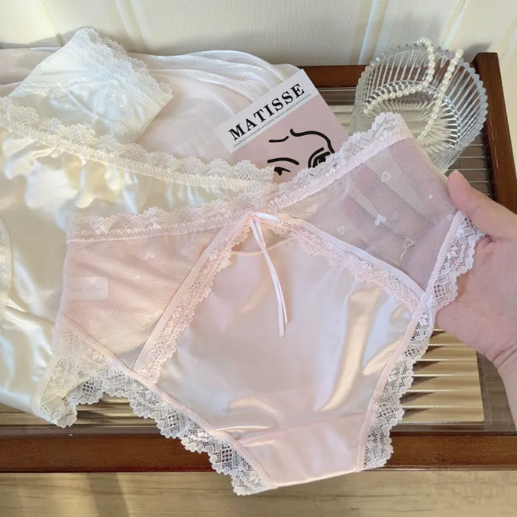 （两条装）心机月光性感勾人缎面蕾丝内裤女中腰镂空纯欲透气三角裤