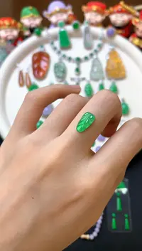 定制翡翠未镶嵌裸石