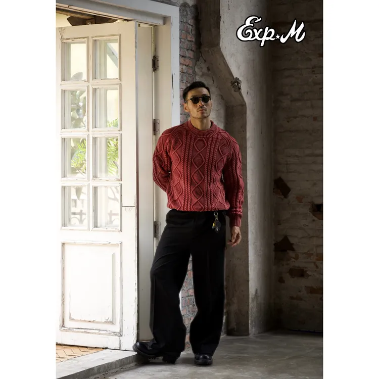 柴米重磅麻花扭花春节红色本命年半高领毛衣全棉厚实洗褪针织复古