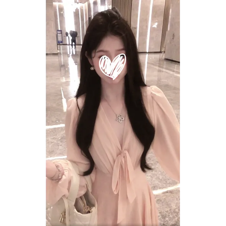 古早美人】飘带收腰显瘦温柔设计感大裙摆长袖连衣裙子新款时尚女